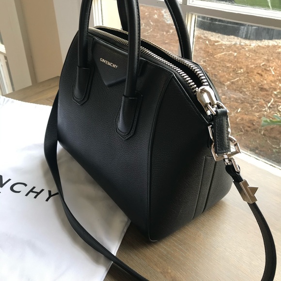 Givenchy Antigona Small Sugar Goatskin Bag - Picture 4 of 10